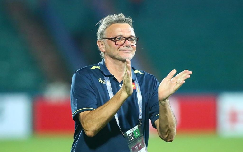 Philippe Troussier từng là huấn luyện viên trưởng của đội tuyển Bờ Biển Ngà